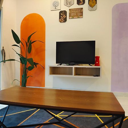 Icolor Home & Stay Ch3 タナ・ラタ エクステリア 写真